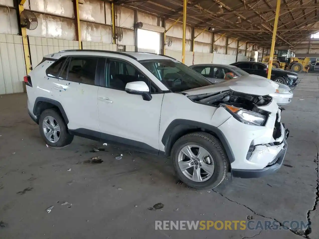 4 Photograph of a damaged car 2T3W1RFV0MW150707 TOYOTA RAV4 2021