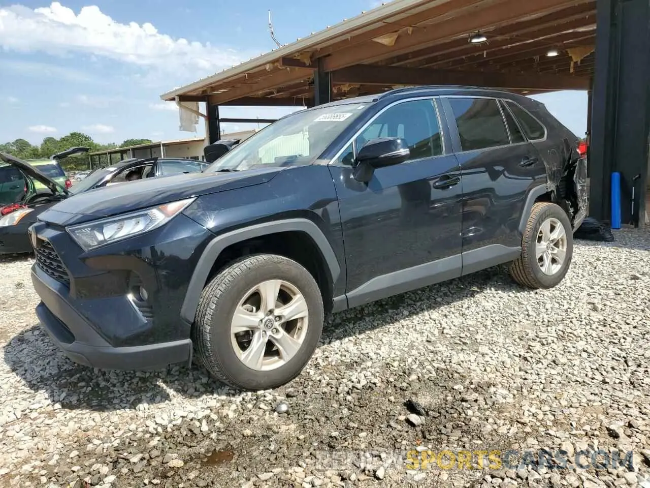 1 Photograph of a damaged car 2T3W1RFV0MW163781 TOYOTA RAV4 2021