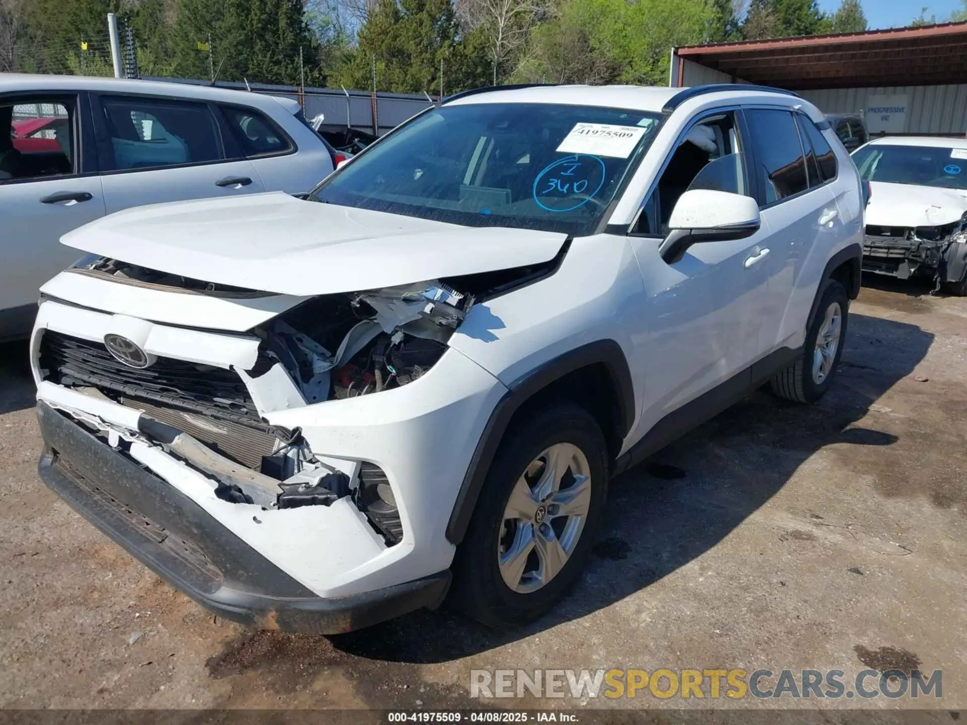 2 Photograph of a damaged car 2T3W1RFV0MW164381 TOYOTA RAV4 2021