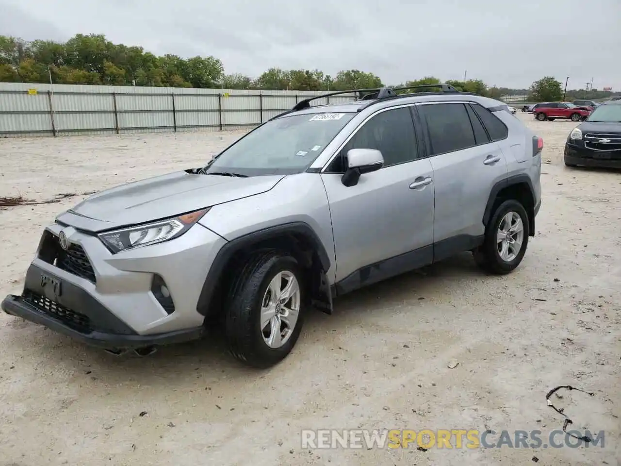 1 Photograph of a damaged car 2T3W1RFV0MW167538 TOYOTA RAV4 2021