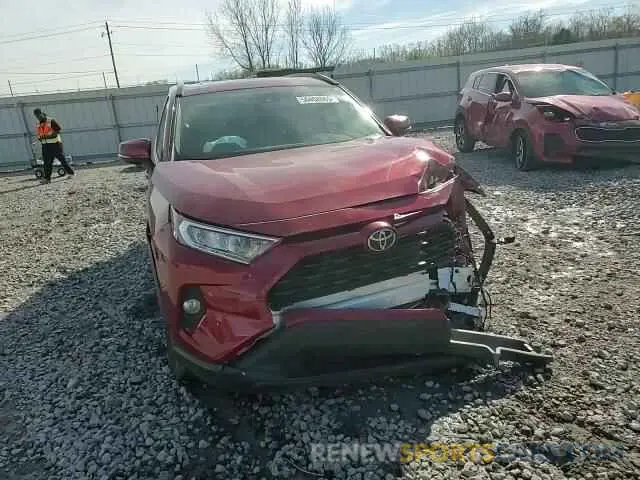 12 Photograph of a damaged car 2T3W1RFV0MW175011 TOYOTA RAV4 2021