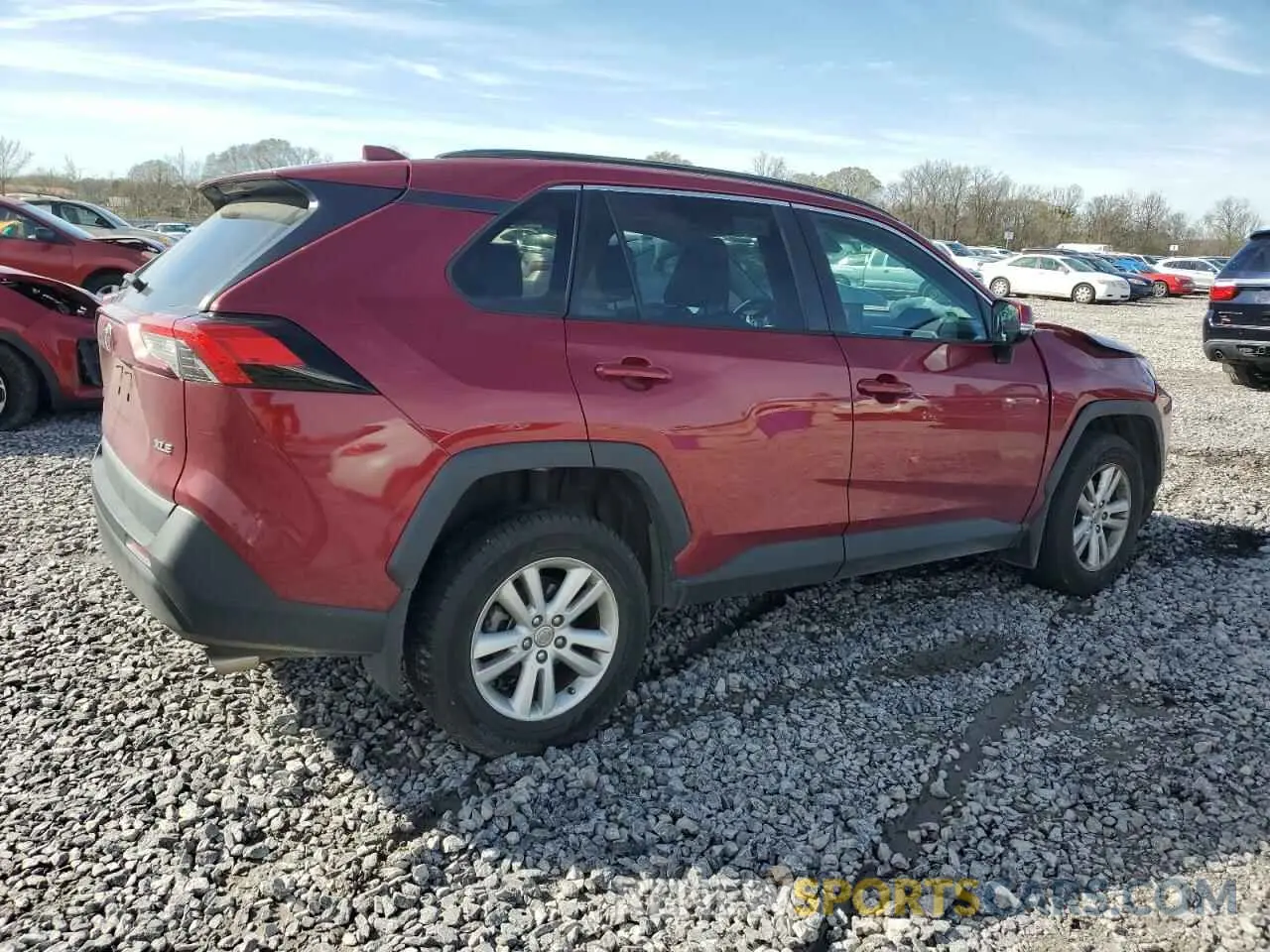 3 Photograph of a damaged car 2T3W1RFV0MW175011 TOYOTA RAV4 2021