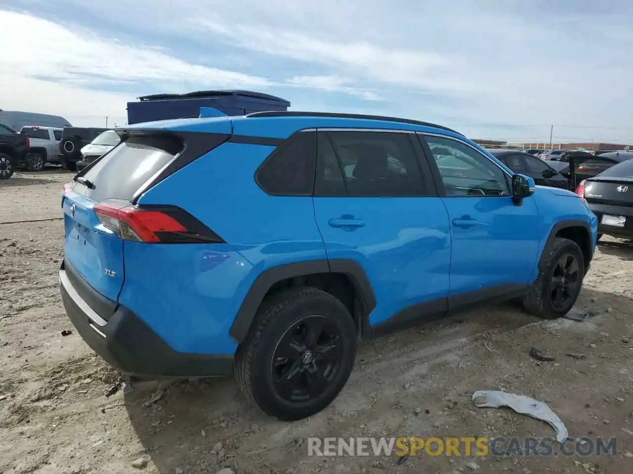 3 Photograph of a damaged car 2T3W1RFV1MC088493 TOYOTA RAV4 2021