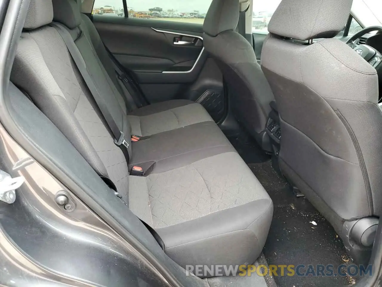11 Photograph of a damaged car 2T3W1RFV1MC092575 TOYOTA RAV4 2021