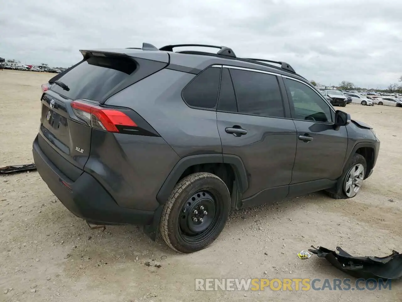 3 Photograph of a damaged car 2T3W1RFV1MC092575 TOYOTA RAV4 2021