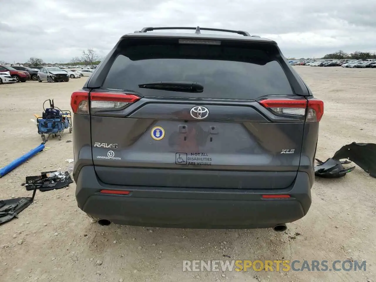 6 Photograph of a damaged car 2T3W1RFV1MC092575 TOYOTA RAV4 2021