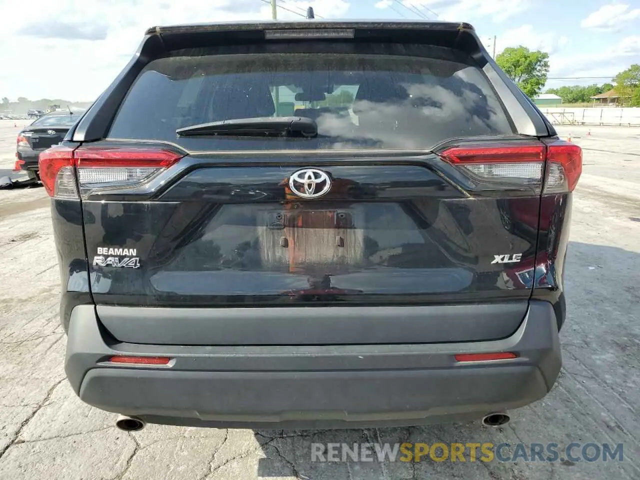 6 Photograph of a damaged car 2T3W1RFV1MC102635 TOYOTA RAV4 2021