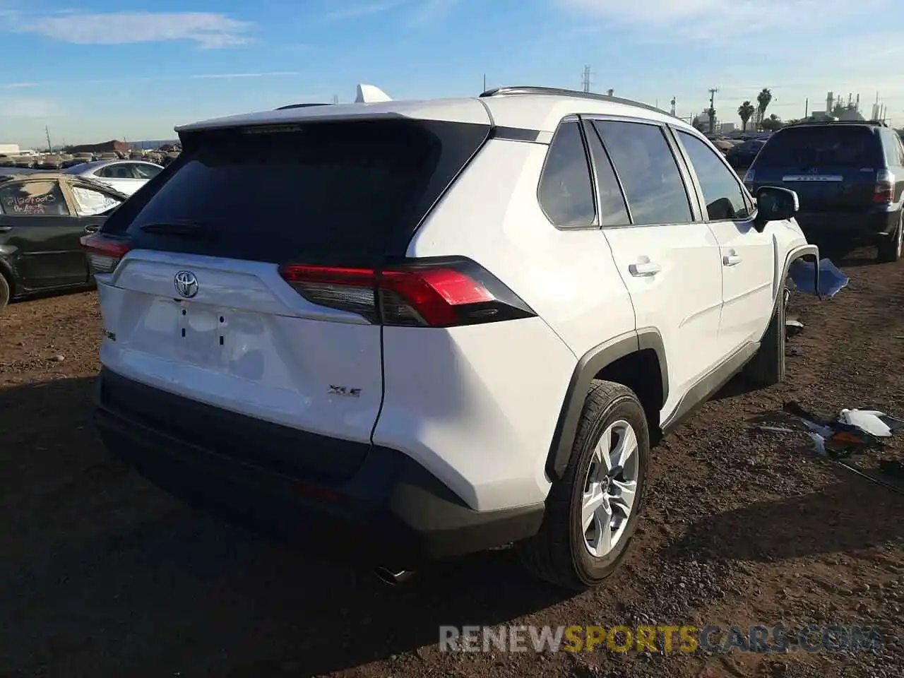 4 Photograph of a damaged car 2T3W1RFV1MC106992 TOYOTA RAV4 2021