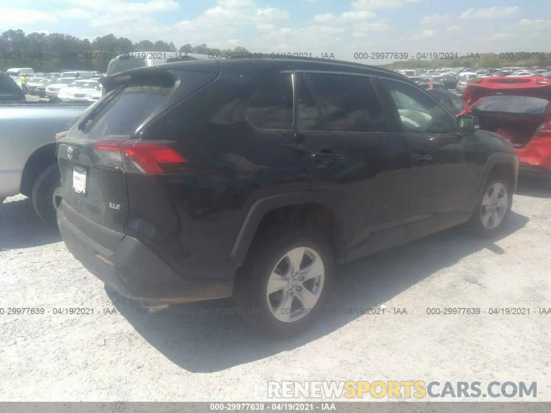 4 Photograph of a damaged car 2T3W1RFV1MC110640 TOYOTA RAV4 2021