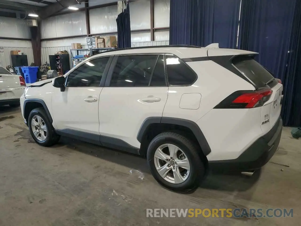 2 Photograph of a damaged car 2T3W1RFV1MC112159 TOYOTA RAV4 2021