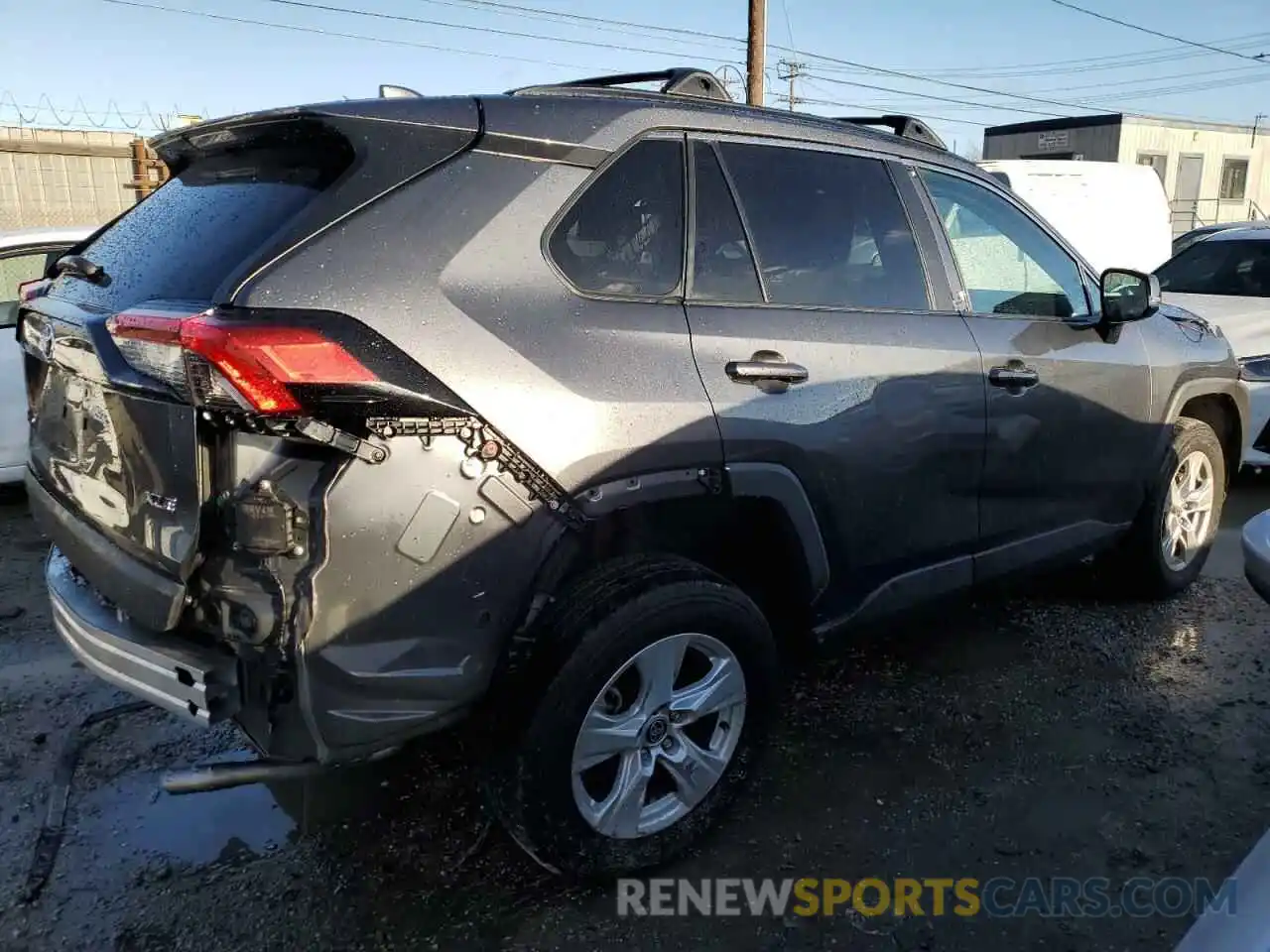 3 Photograph of a damaged car 2T3W1RFV1MC121654 TOYOTA RAV4 2021