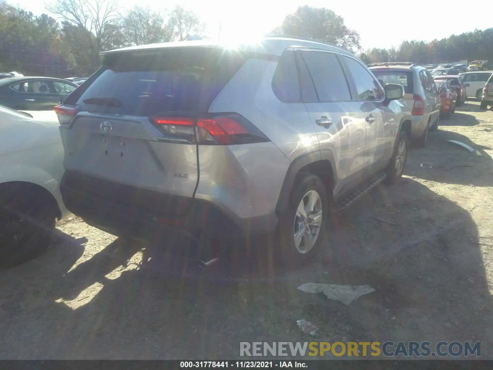 4 Photograph of a damaged car 2T3W1RFV1MC122710 TOYOTA RAV4 2021