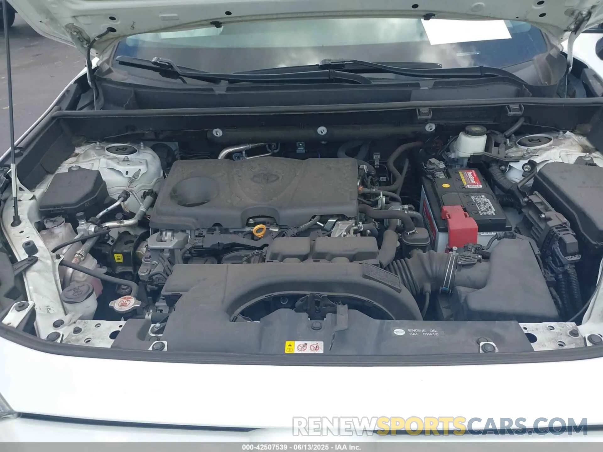 10 Photograph of a damaged car 2T3W1RFV1MC136218 TOYOTA RAV4 2021