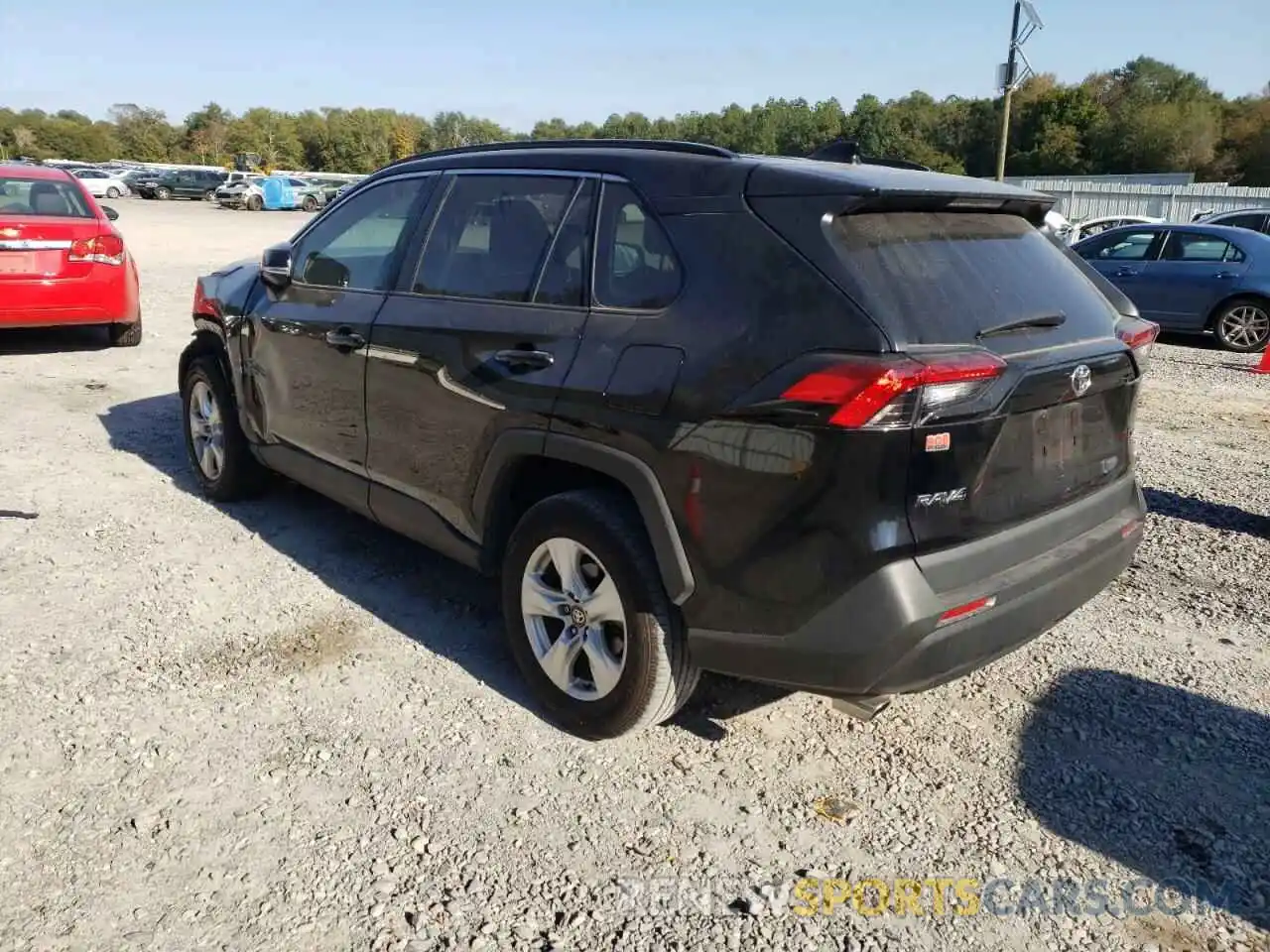 3 Photograph of a damaged car 2T3W1RFV1MC142729 TOYOTA RAV4 2021