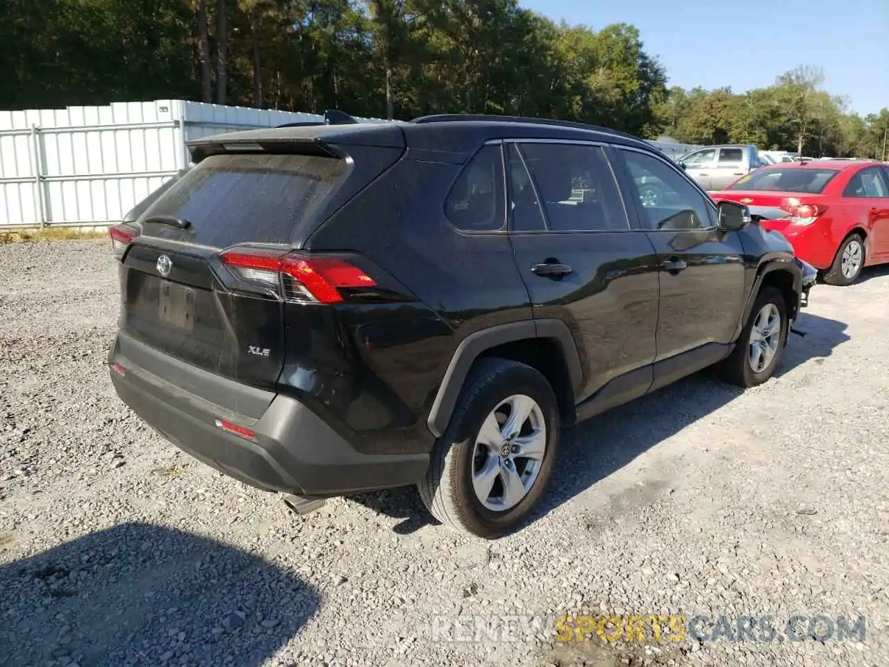 4 Photograph of a damaged car 2T3W1RFV1MC142729 TOYOTA RAV4 2021