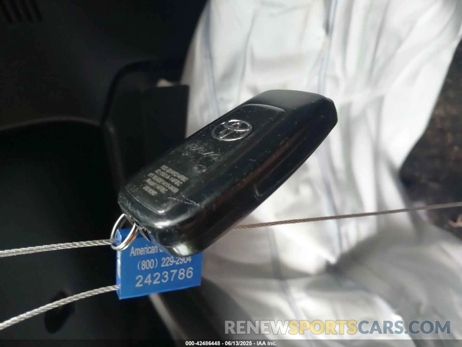 11 Photograph of a damaged car 2T3W1RFV1MC144190 TOYOTA RAV4 2021