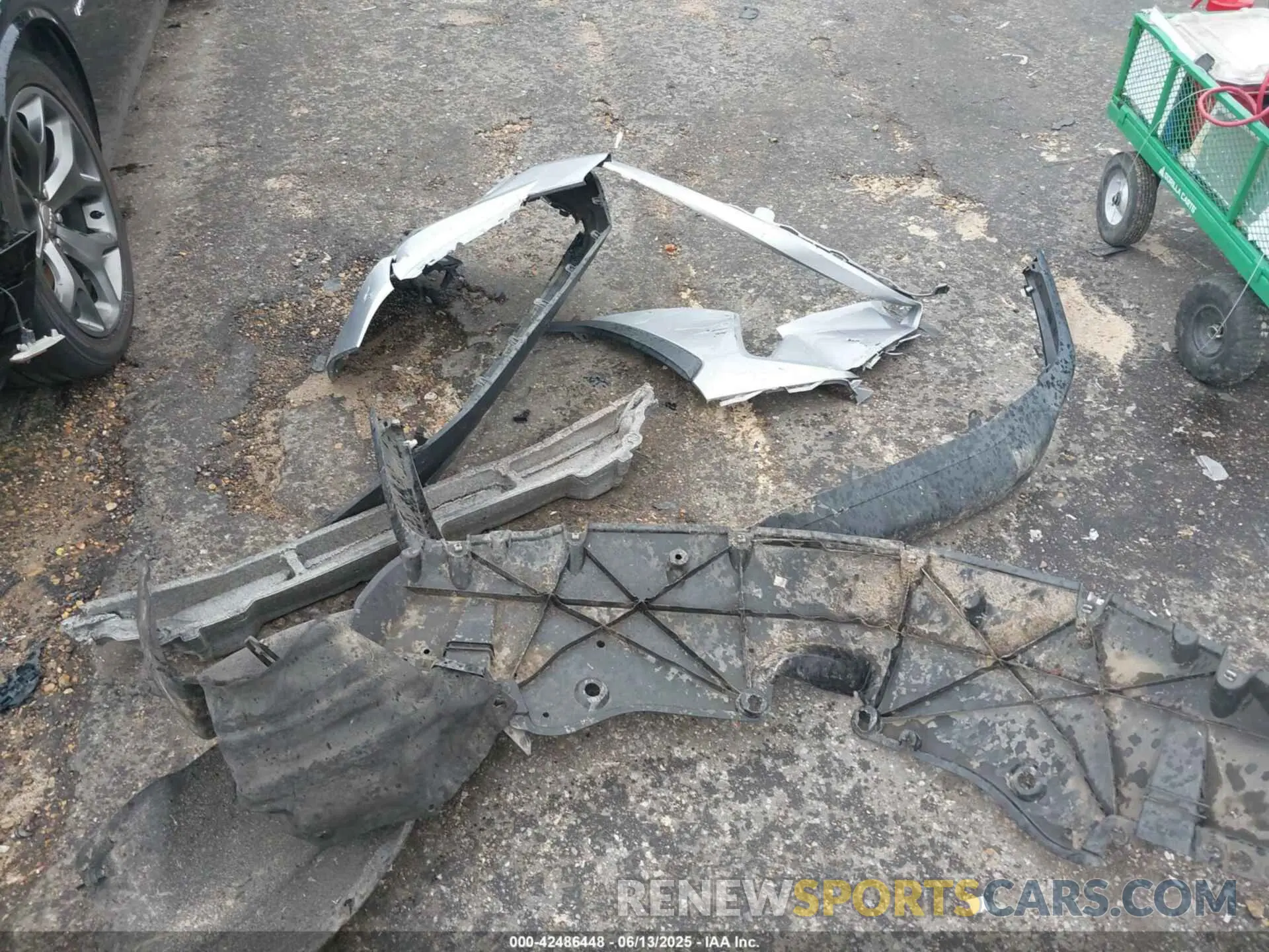 12 Photograph of a damaged car 2T3W1RFV1MC144190 TOYOTA RAV4 2021