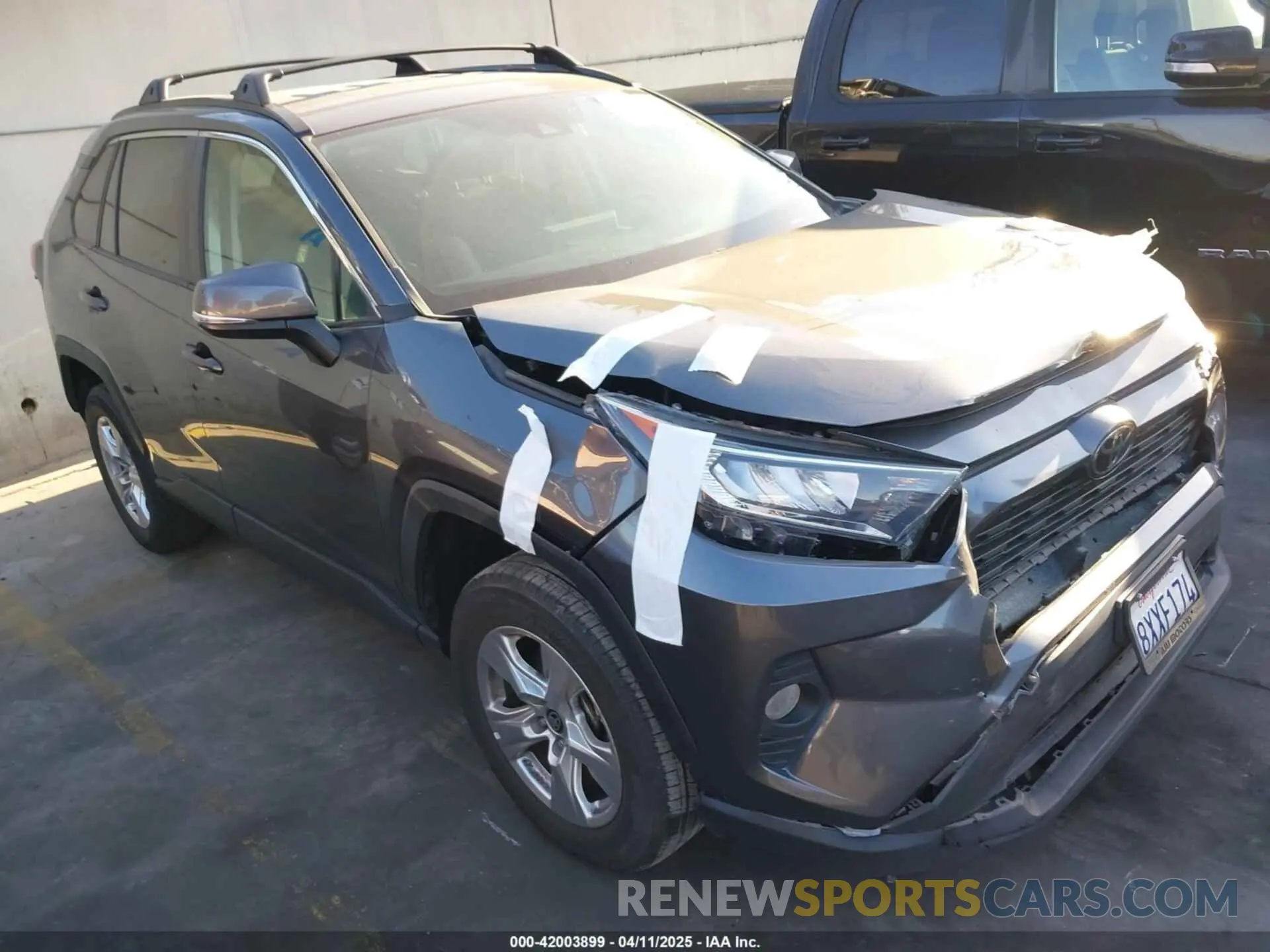 1 Photograph of a damaged car 2T3W1RFV1MC158171 TOYOTA RAV4 2021
