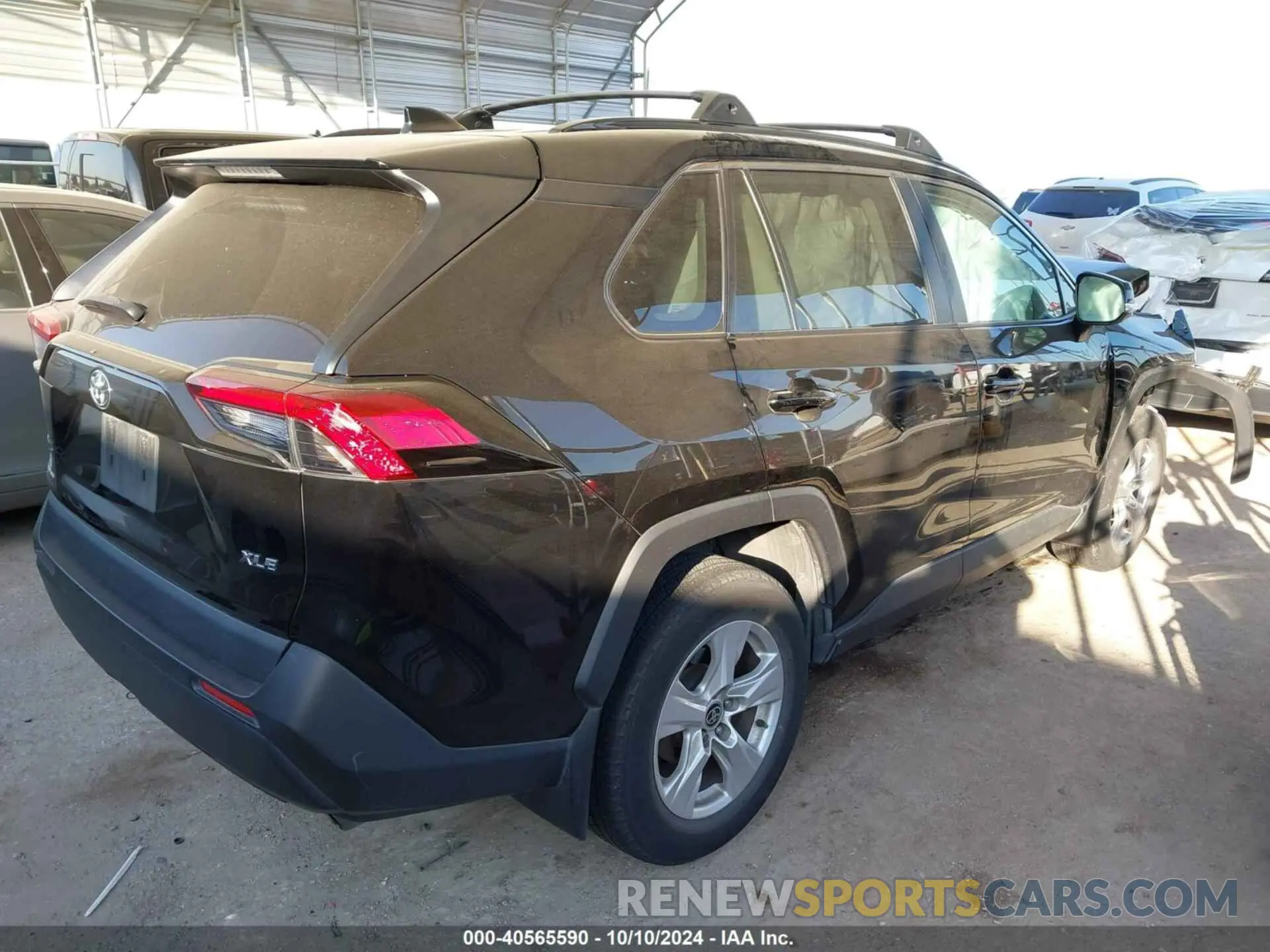 4 Photograph of a damaged car 2T3W1RFV1MC164083 TOYOTA RAV4 2021