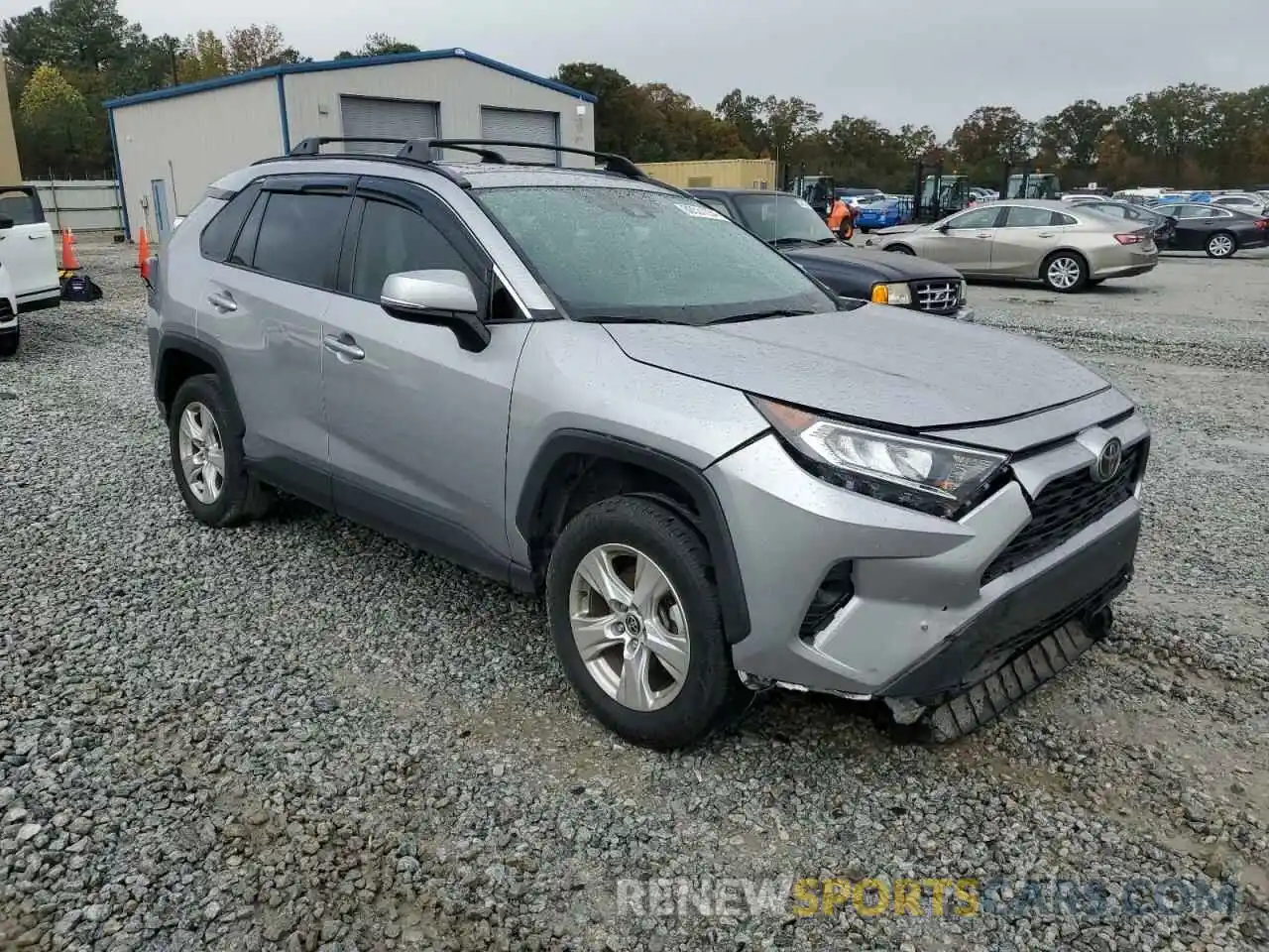 4 Photograph of a damaged car 2T3W1RFV1MC168828 TOYOTA RAV4 2021