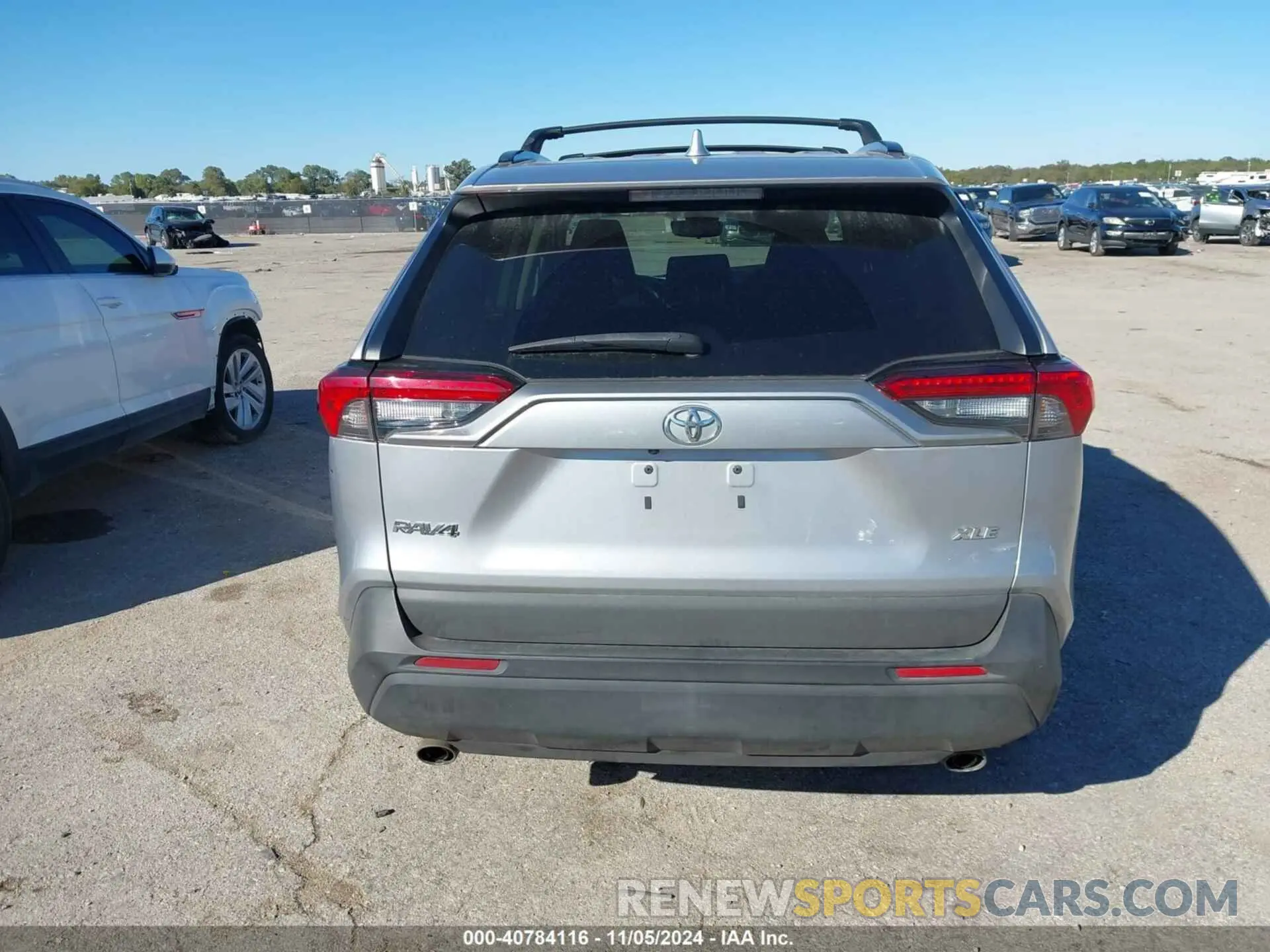 17 Photograph of a damaged car 2T3W1RFV1MC172670 TOYOTA RAV4 2021