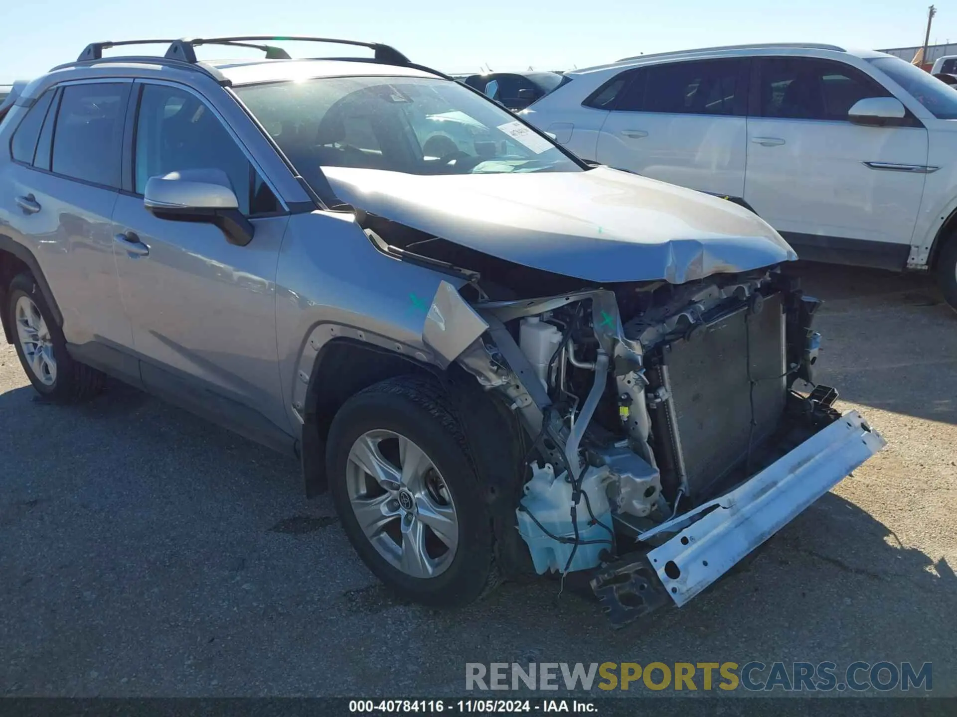 6 Photograph of a damaged car 2T3W1RFV1MC172670 TOYOTA RAV4 2021