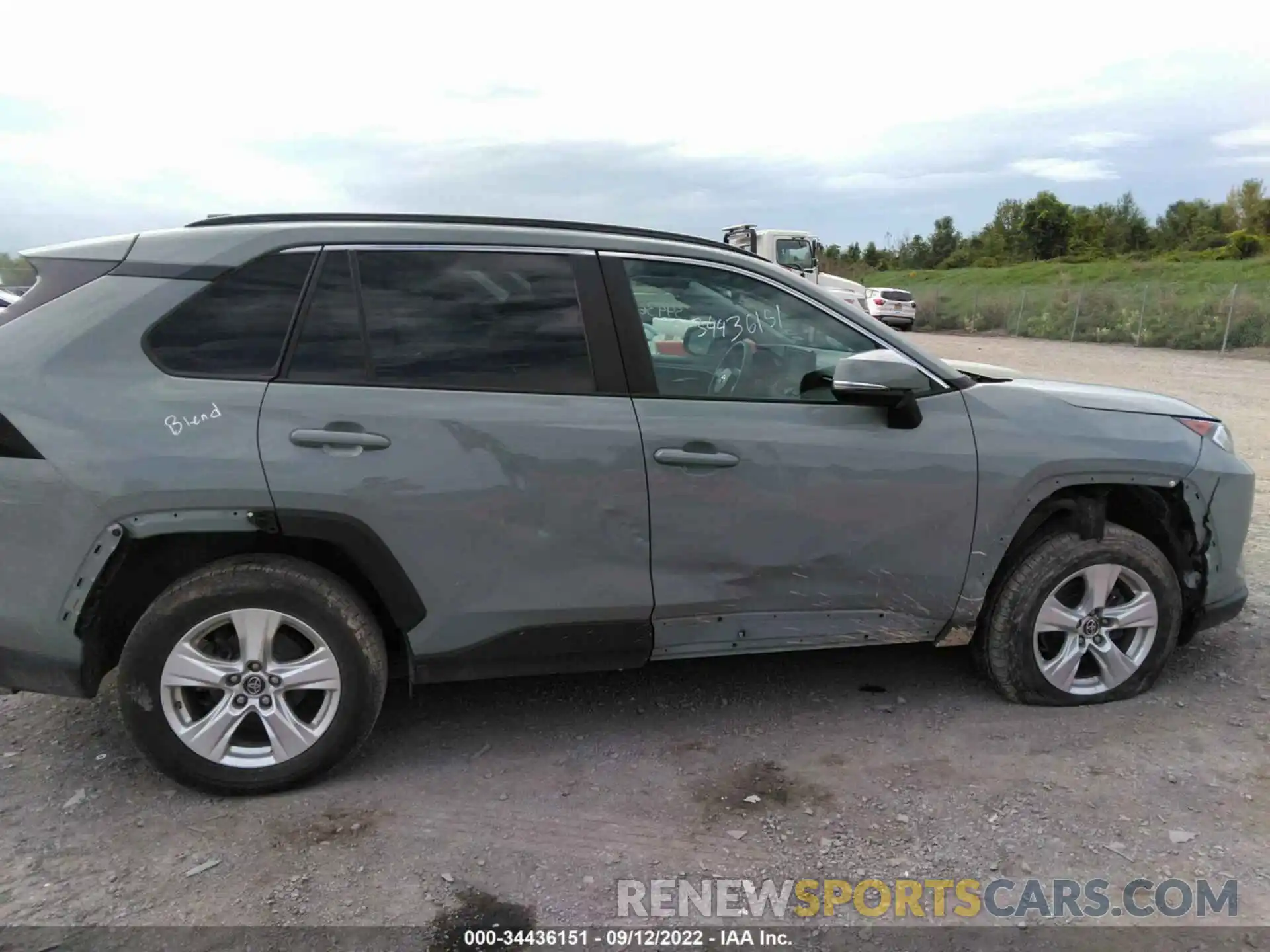 6 Photograph of a damaged car 2T3W1RFV1MW105825 TOYOTA RAV4 2021