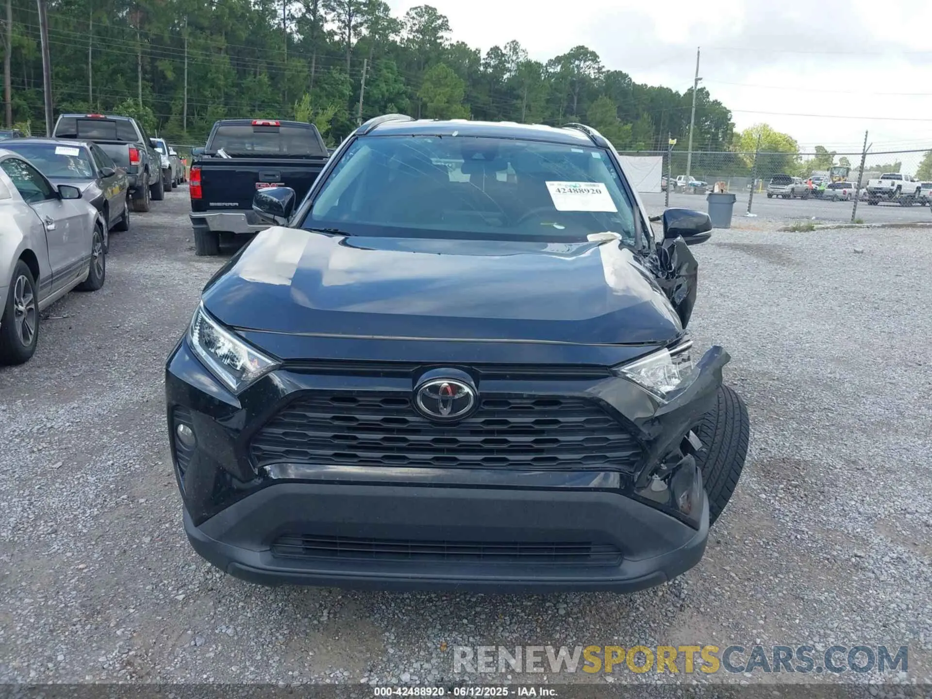 12 Photograph of a damaged car 2T3W1RFV1MW107221 TOYOTA RAV4 2021