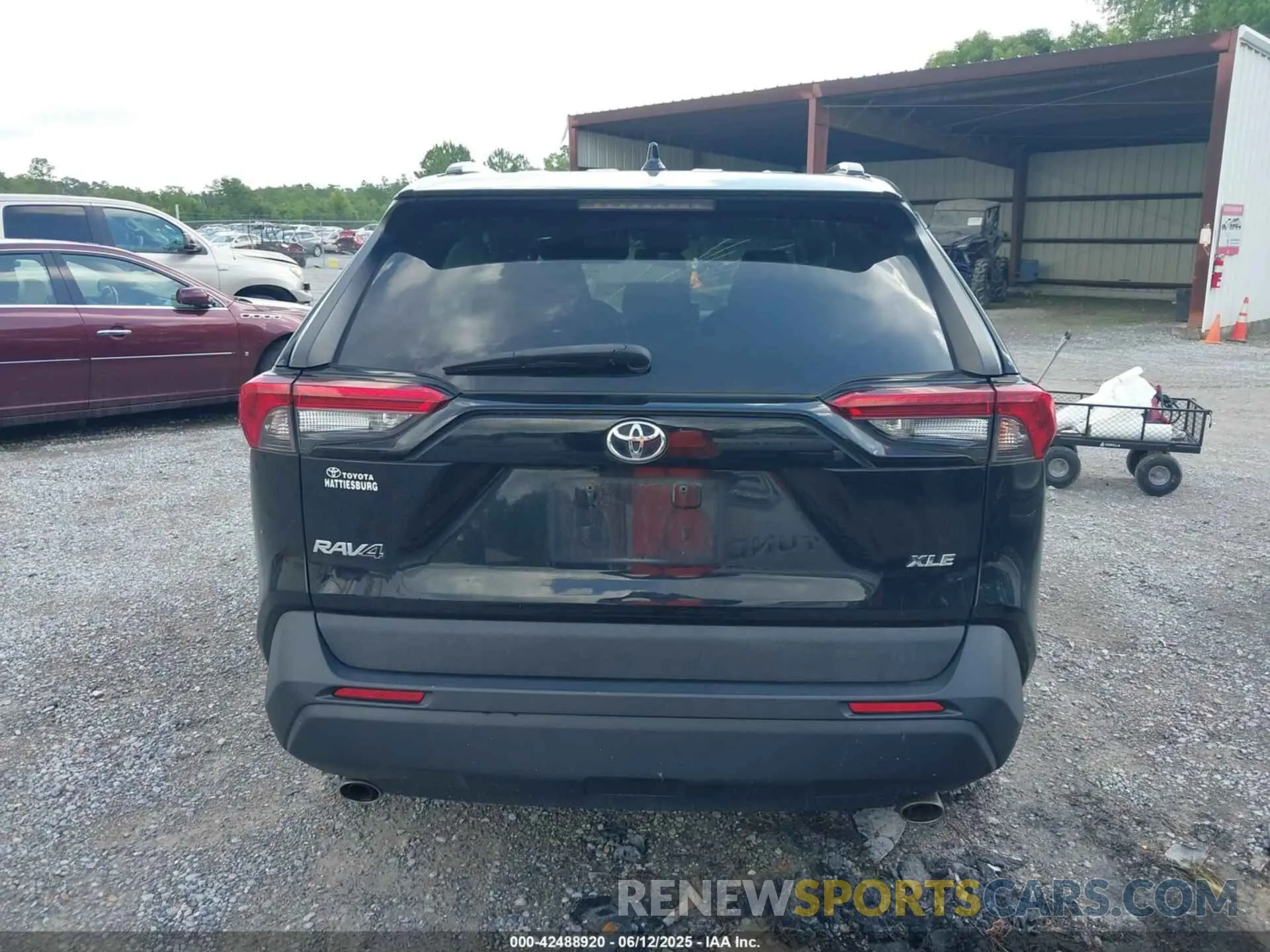 16 Photograph of a damaged car 2T3W1RFV1MW107221 TOYOTA RAV4 2021