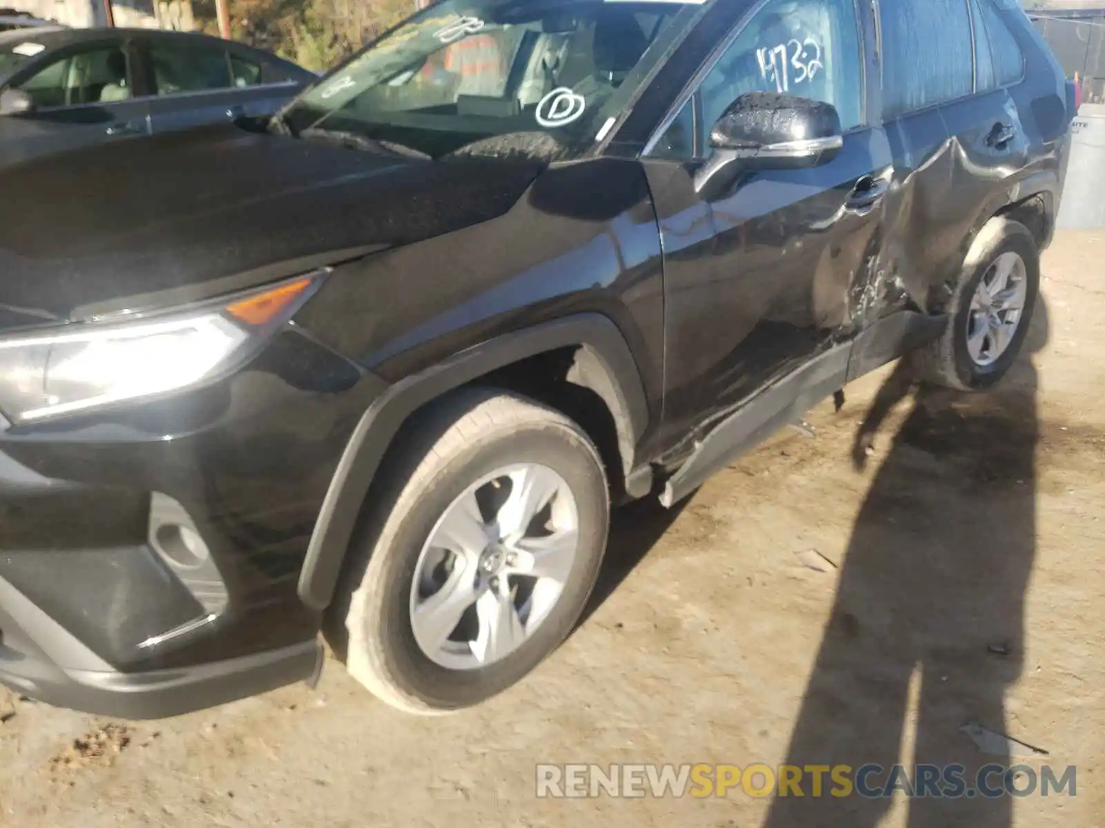 9 Photograph of a damaged car 2T3W1RFV1MW120700 TOYOTA RAV4 2021