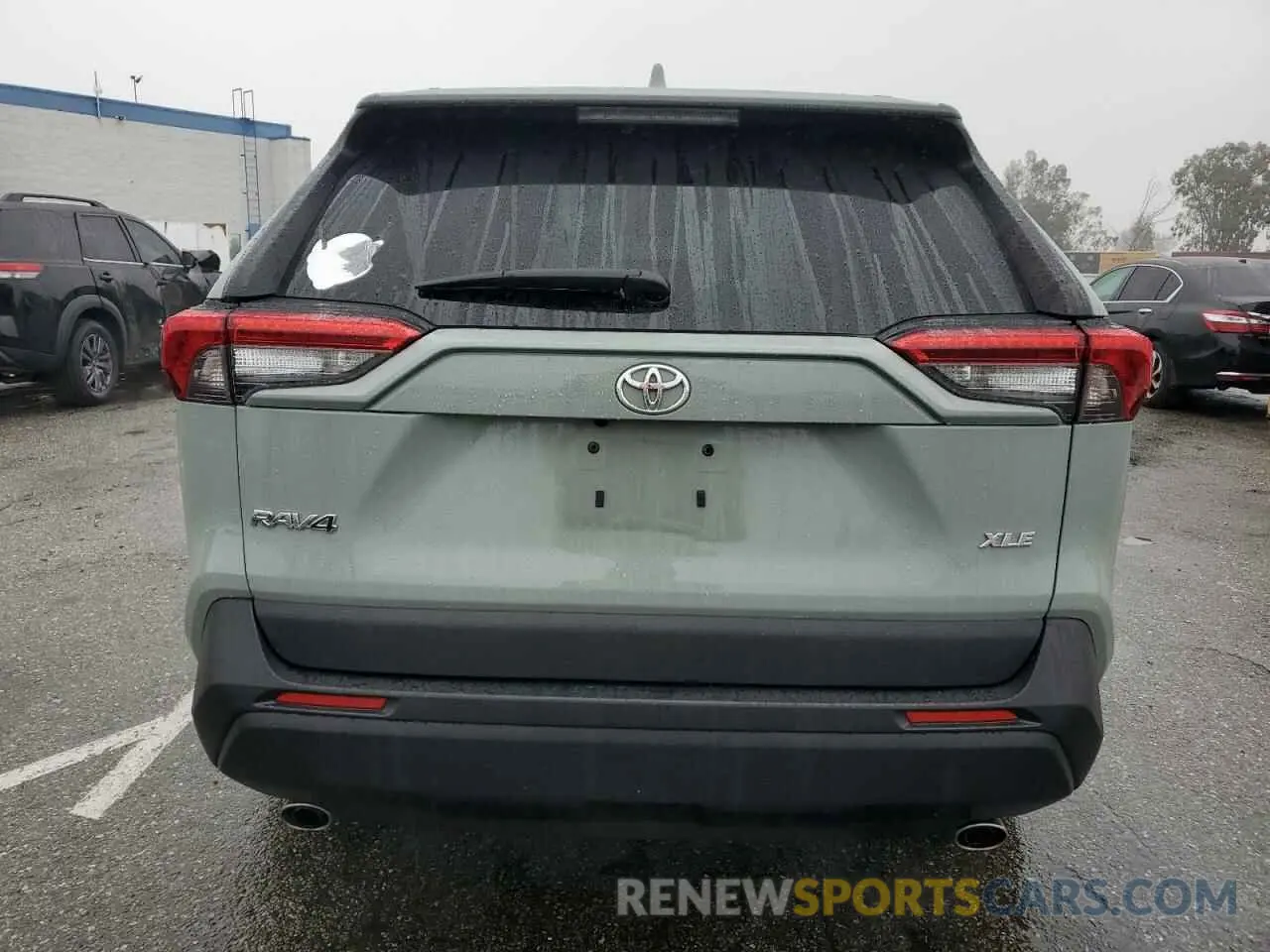 6 Photograph of a damaged car 2T3W1RFV1MW122530 TOYOTA RAV4 2021