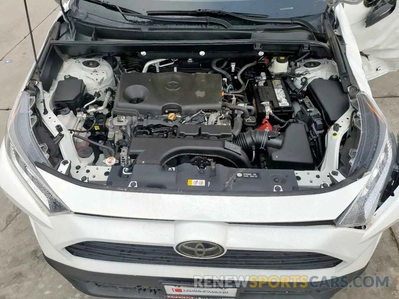 12 Photograph of a damaged car 2T3W1RFV1MW124097 TOYOTA RAV4 2021