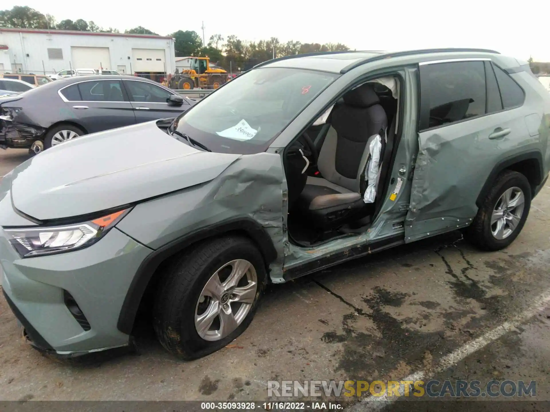 6 Photograph of a damaged car 2T3W1RFV1MW129638 TOYOTA RAV4 2021