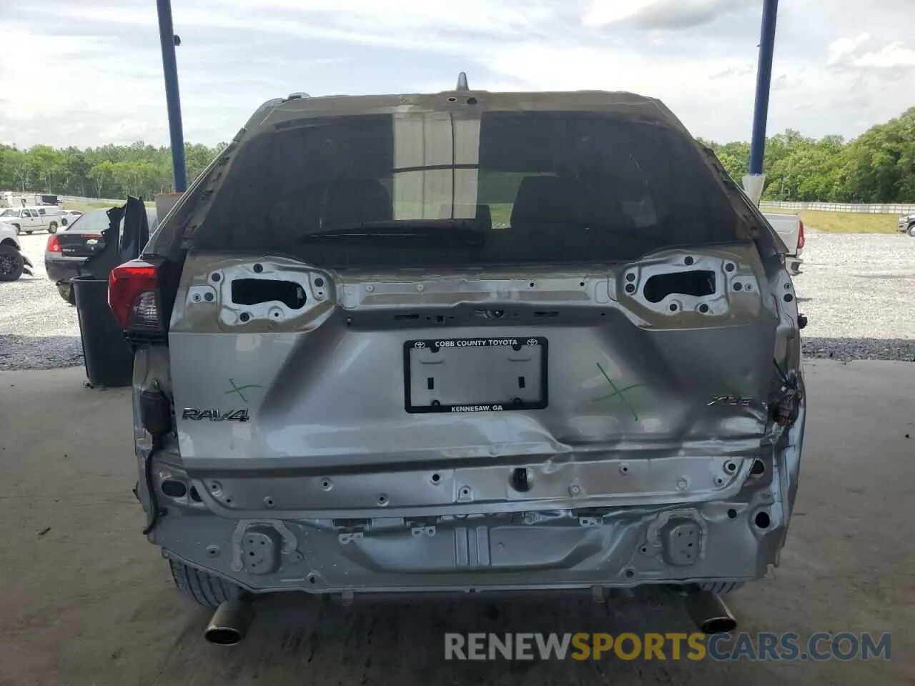 6 Photograph of a damaged car 2T3W1RFV1MW139408 TOYOTA RAV4 2021