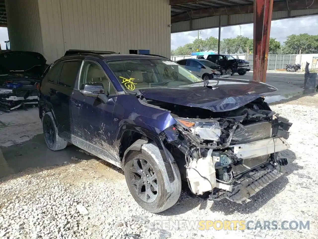 1 Photograph of a damaged car 2T3W1RFV1MW144169 TOYOTA RAV4 2021