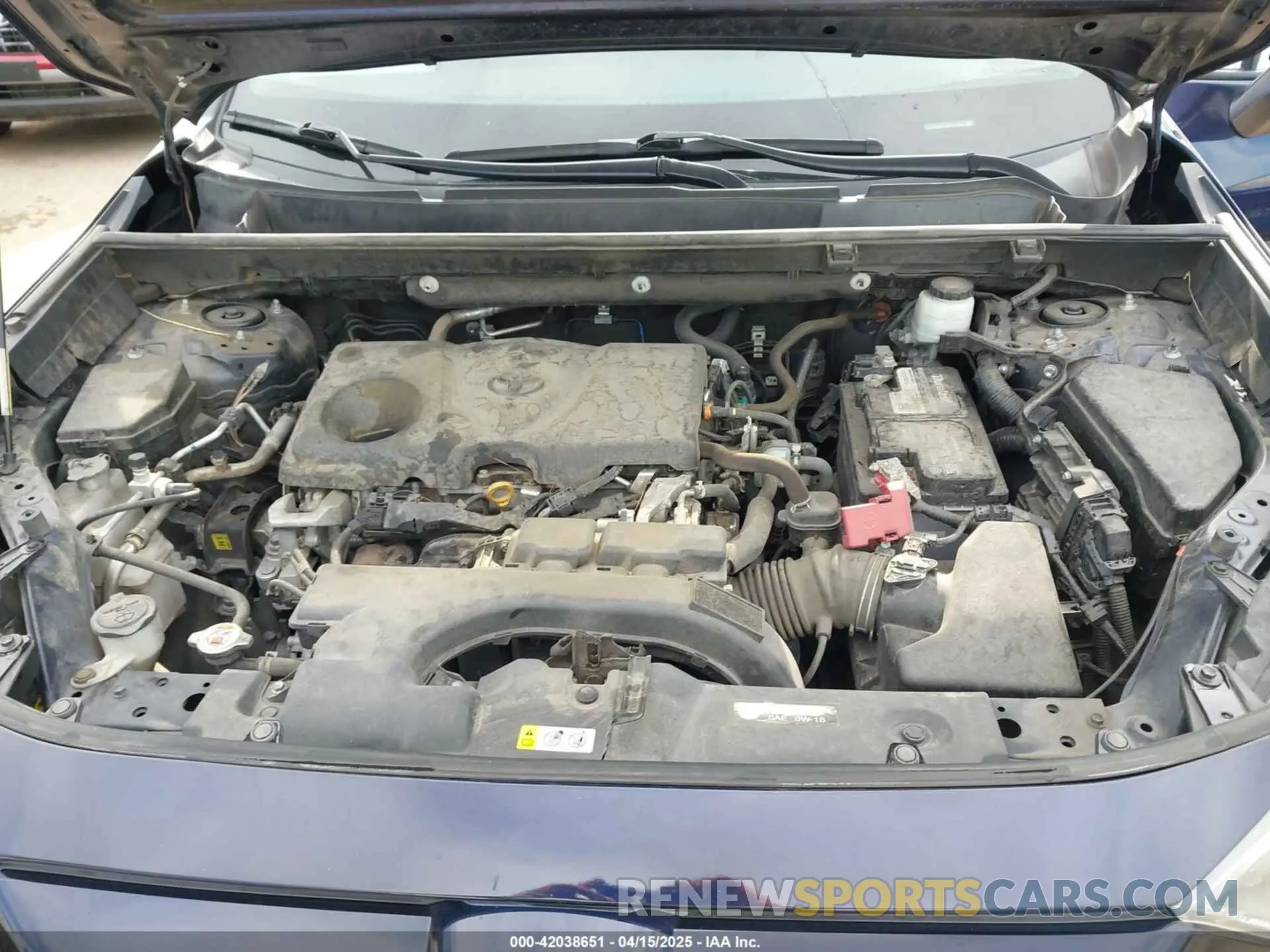 10 Photograph of a damaged car 2T3W1RFV1MW151025 TOYOTA RAV4 2021
