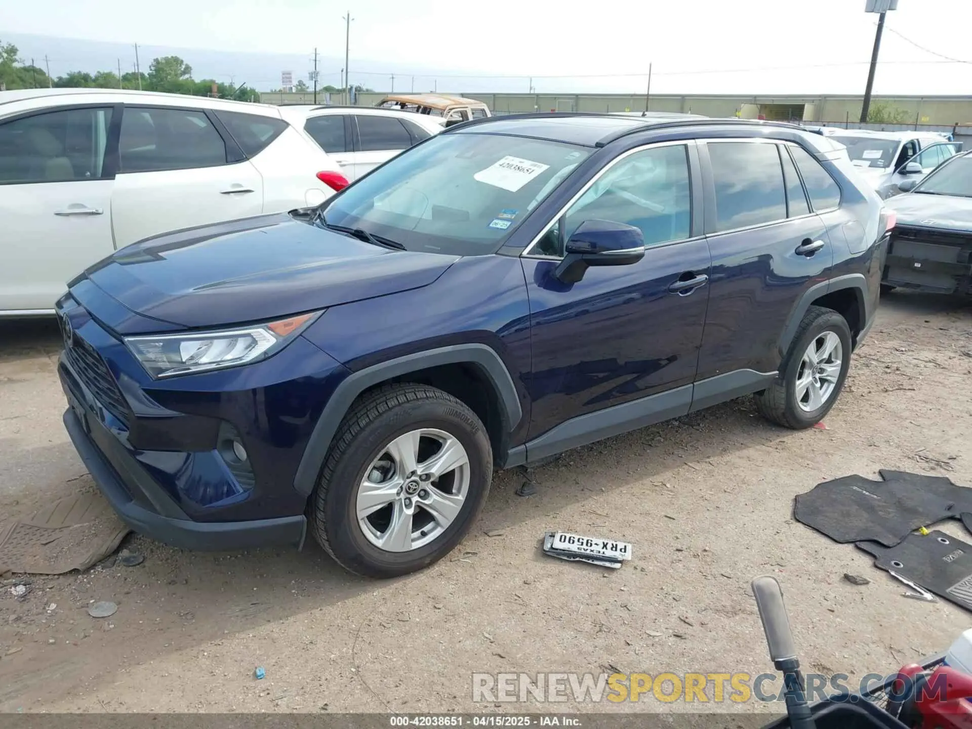 2 Photograph of a damaged car 2T3W1RFV1MW151025 TOYOTA RAV4 2021