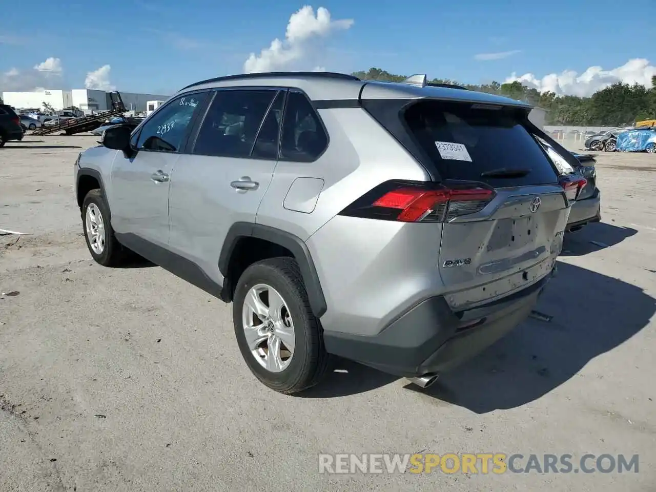 3 Photograph of a damaged car 2T3W1RFV1MW163126 TOYOTA RAV4 2021