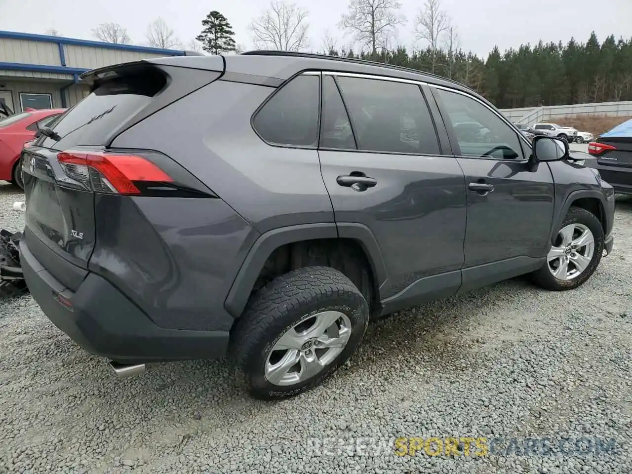 3 Photograph of a damaged car 2T3W1RFV1MW177625 TOYOTA RAV4 2021