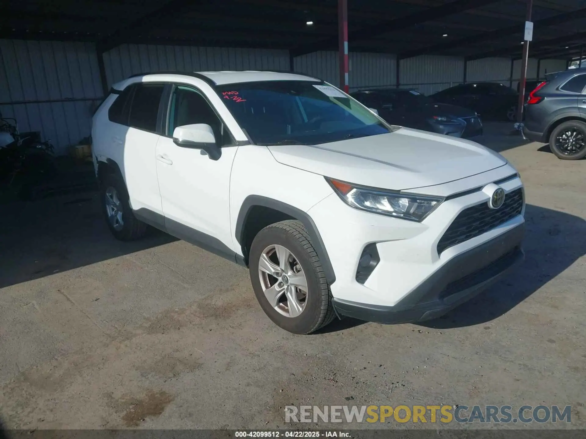 1 Photograph of a damaged car 2T3W1RFV2MC088180 TOYOTA RAV4 2021