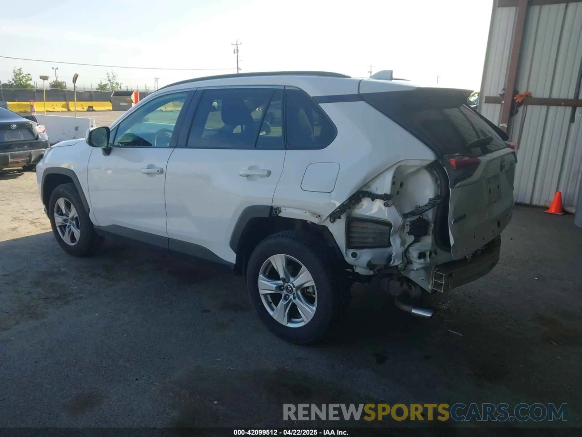 3 Photograph of a damaged car 2T3W1RFV2MC088180 TOYOTA RAV4 2021