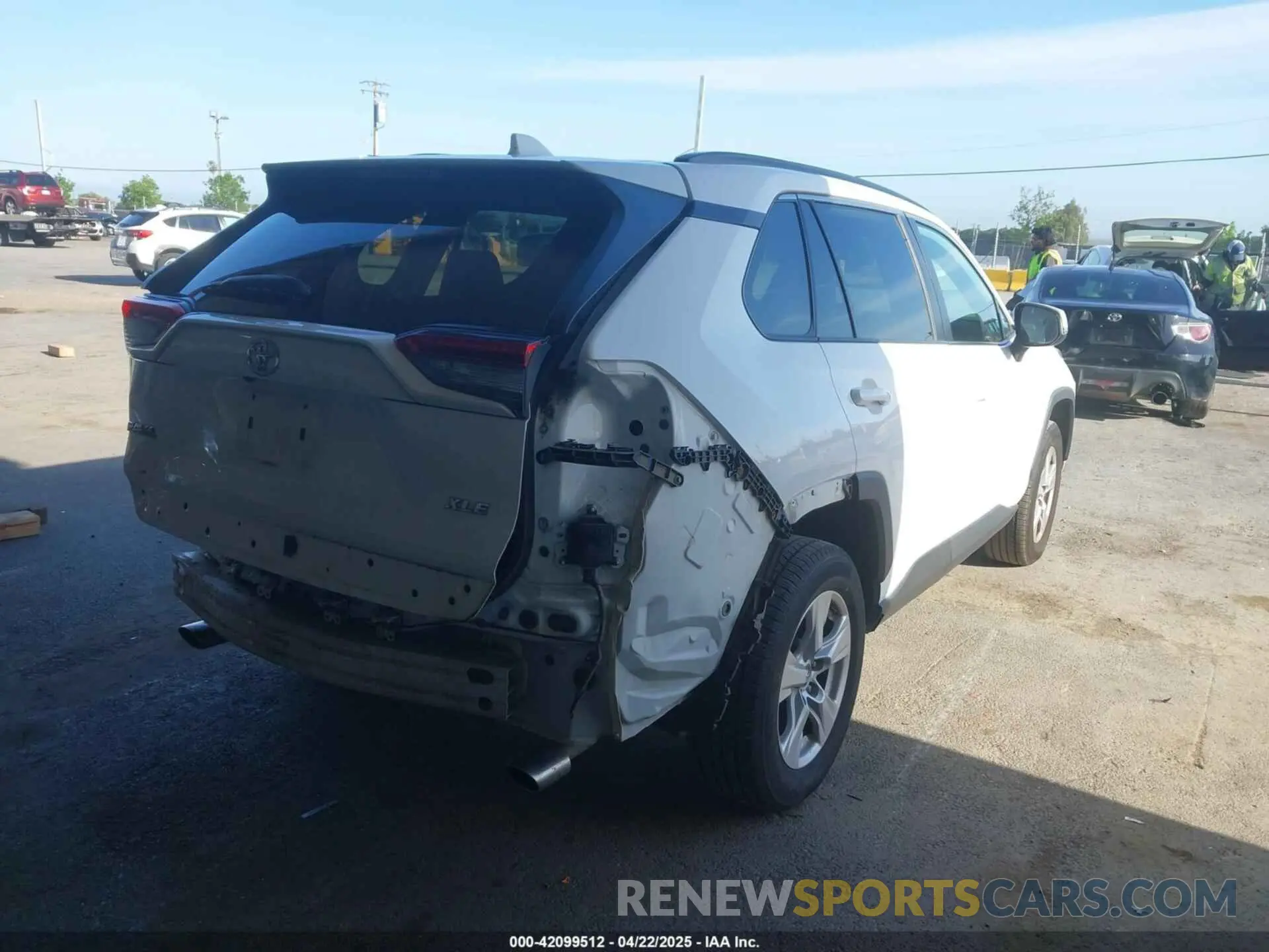 4 Photograph of a damaged car 2T3W1RFV2MC088180 TOYOTA RAV4 2021