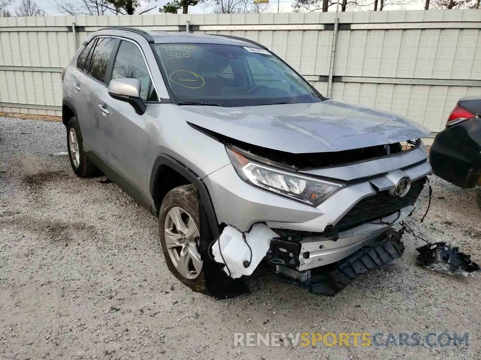 1 Photograph of a damaged car 2T3W1RFV2MC091094 TOYOTA RAV4 2021