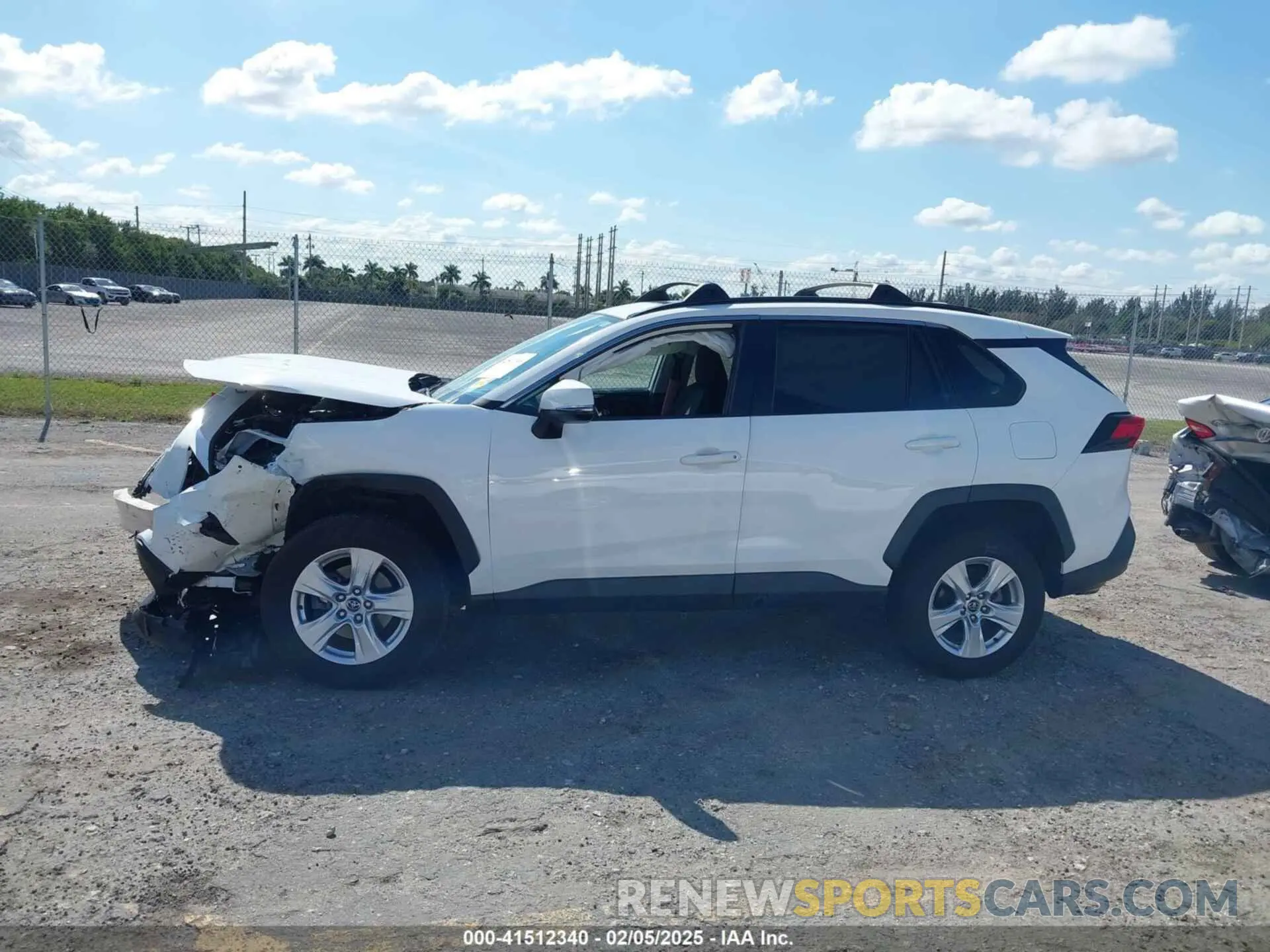 15 Photograph of a damaged car 2T3W1RFV2MC102997 TOYOTA RAV4 2021