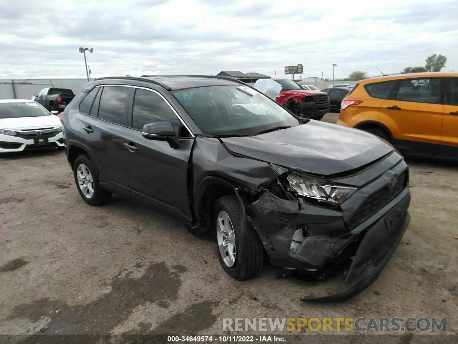 1 Photograph of a damaged car 2T3W1RFV2MC107682 TOYOTA RAV4 2021