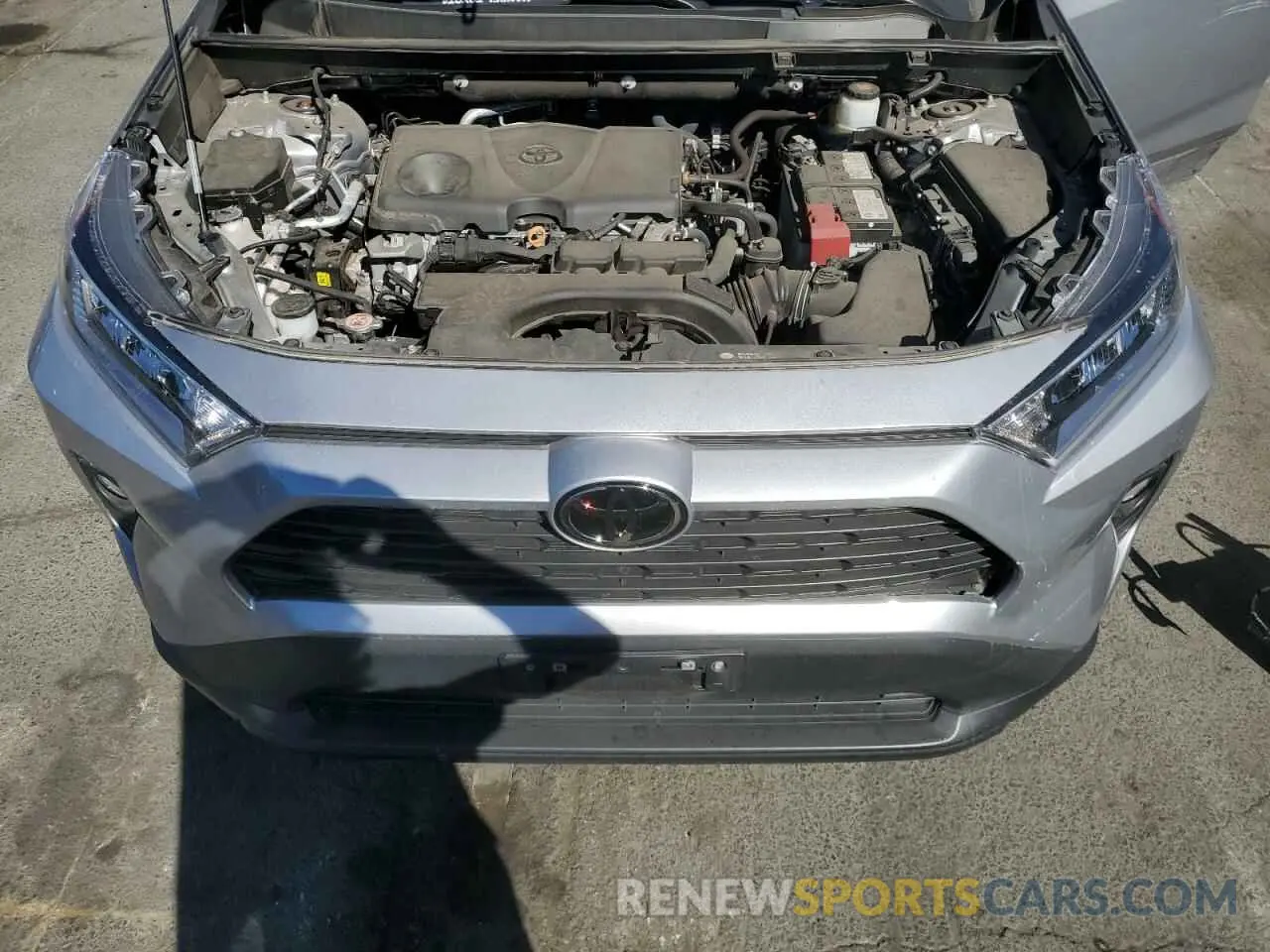 12 Photograph of a damaged car 2T3W1RFV2MC109593 TOYOTA RAV4 2021