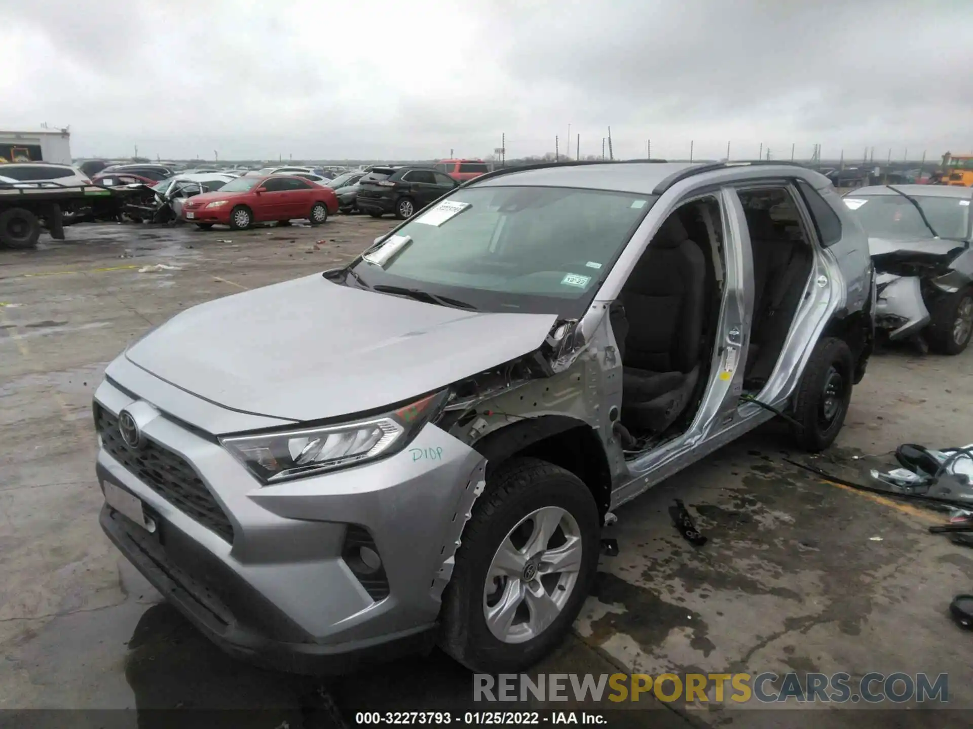 2 Photograph of a damaged car 2T3W1RFV2MC110310 TOYOTA RAV4 2021