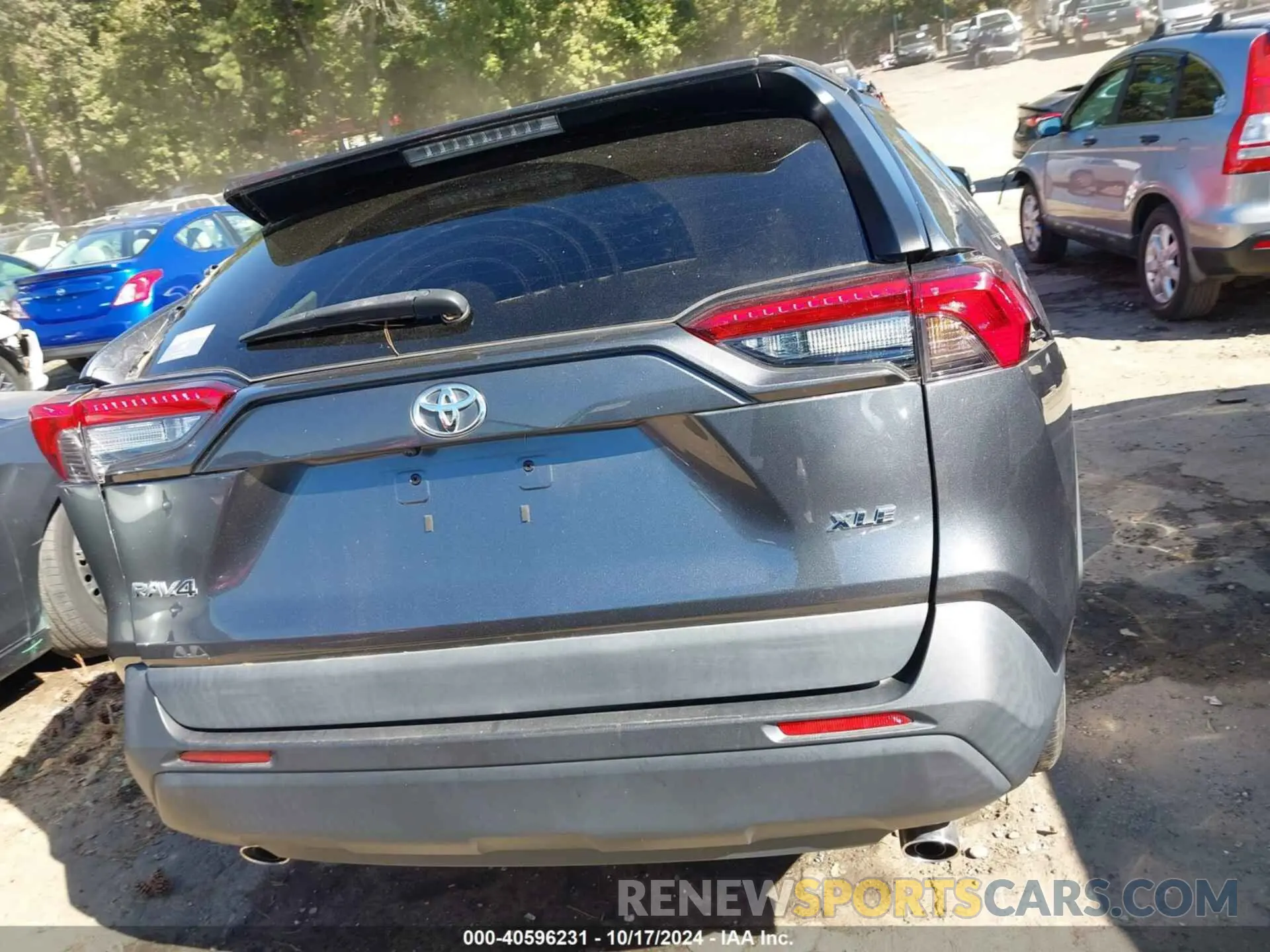 16 Photograph of a damaged car 2T3W1RFV2MC120464 TOYOTA RAV4 2021