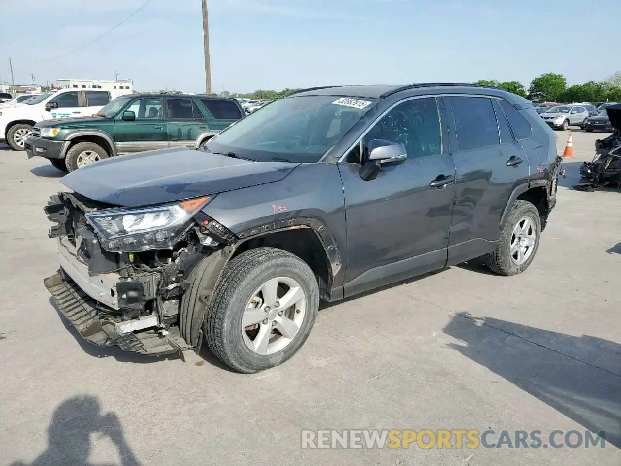 1 Photograph of a damaged car 2T3W1RFV2MC130573 TOYOTA RAV4 2021