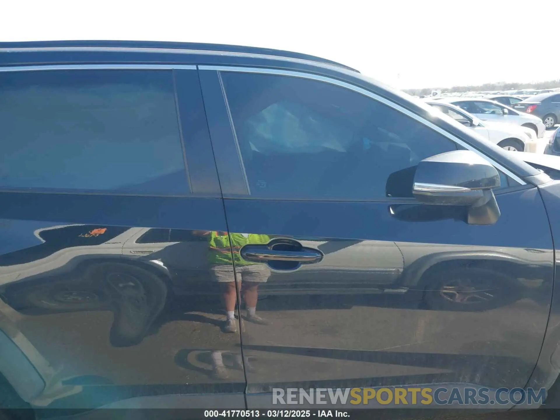 13 Photograph of a damaged car 2T3W1RFV2MC132937 TOYOTA RAV4 2021